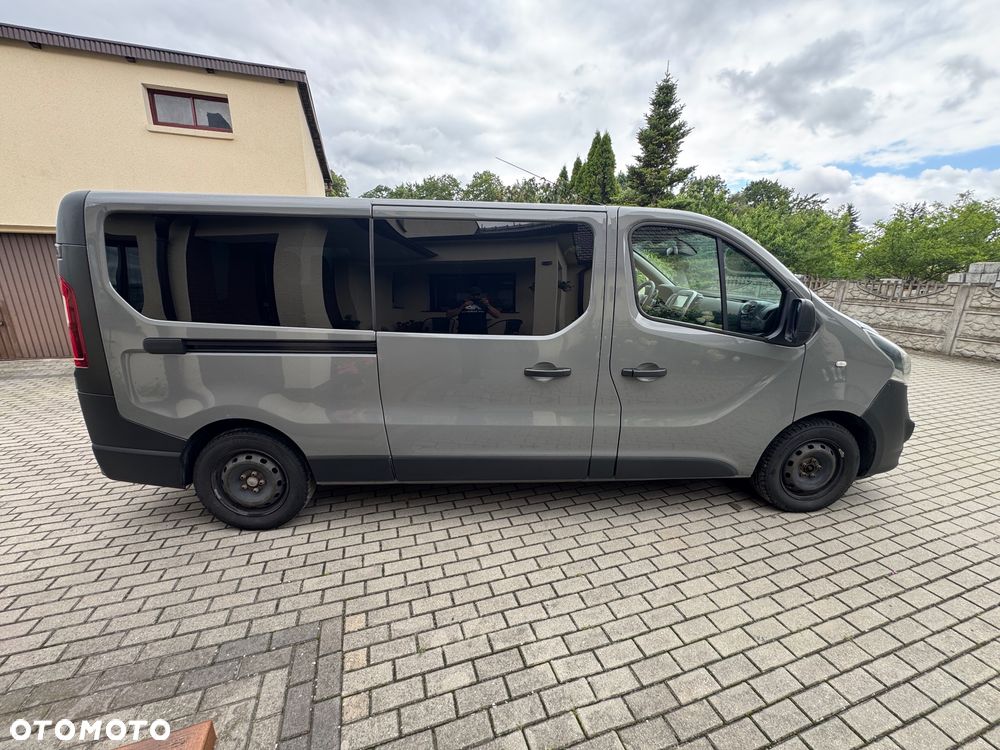 Opel Vivaro - 8