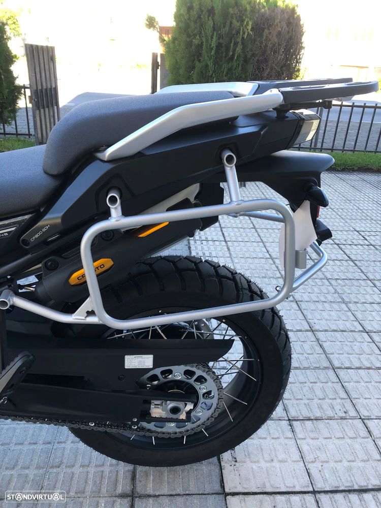 CF Moto 800MT ES - 13