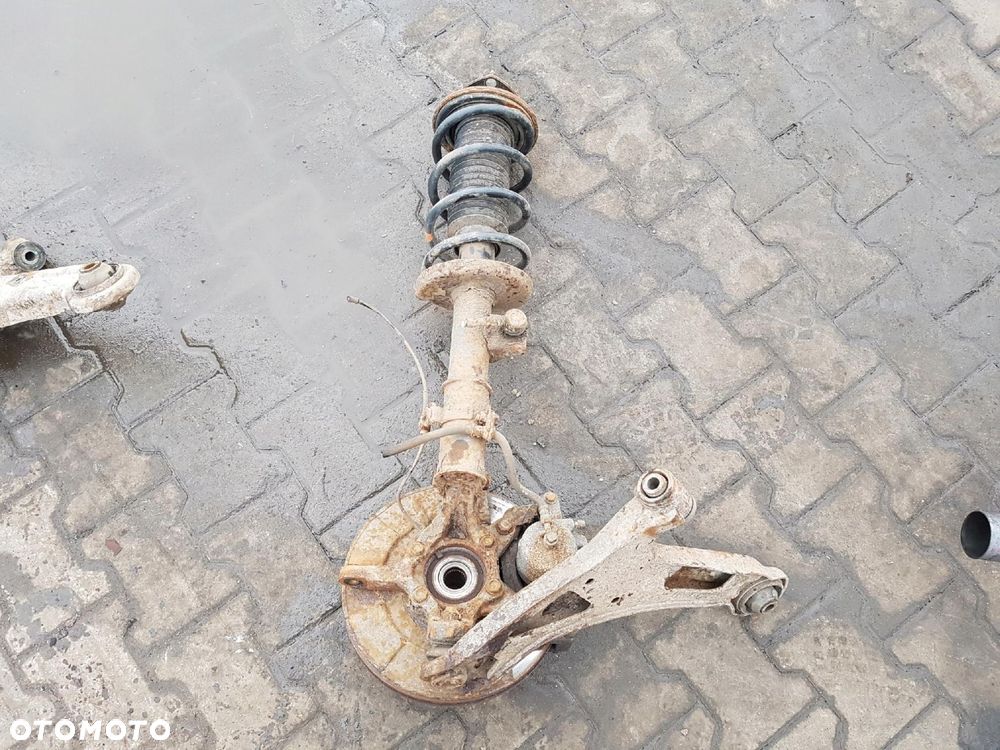 SUZUKI GRAND VITARA II 2.4 B ZWROTNICA AMORTYZATOR PRAWA PRZÓD - 4