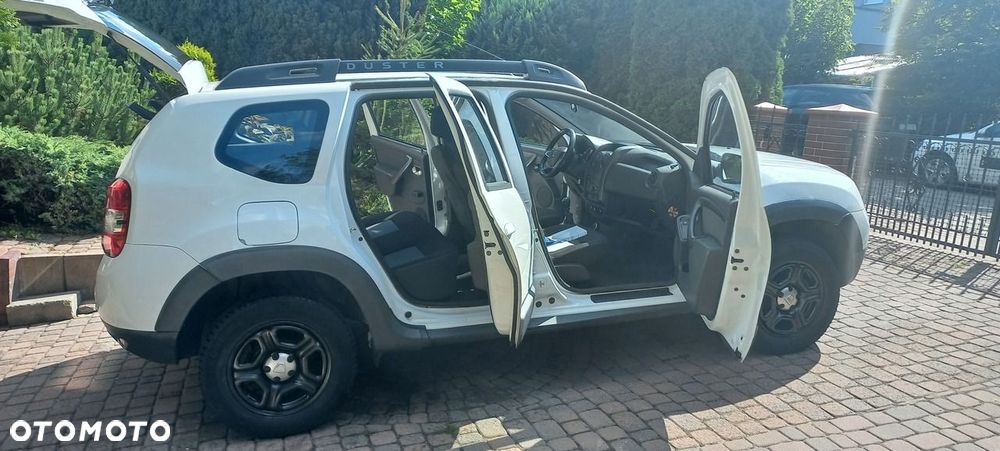 Dacia Duster 1.5 dCi Laureate 4x4 - 35