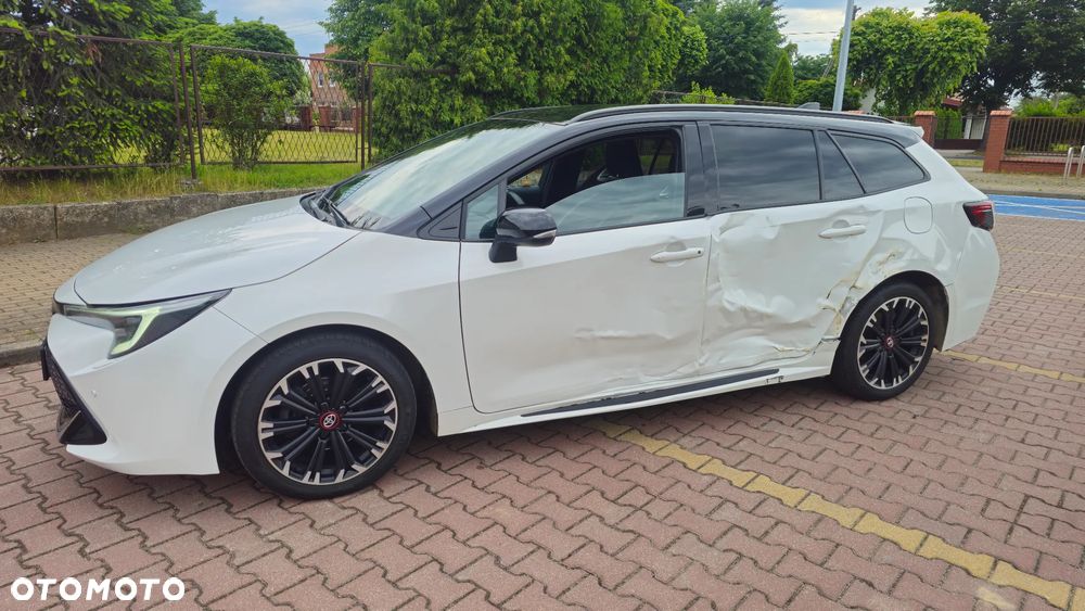 Toyota Corolla 1.8 Hybrid GR Sport - 11