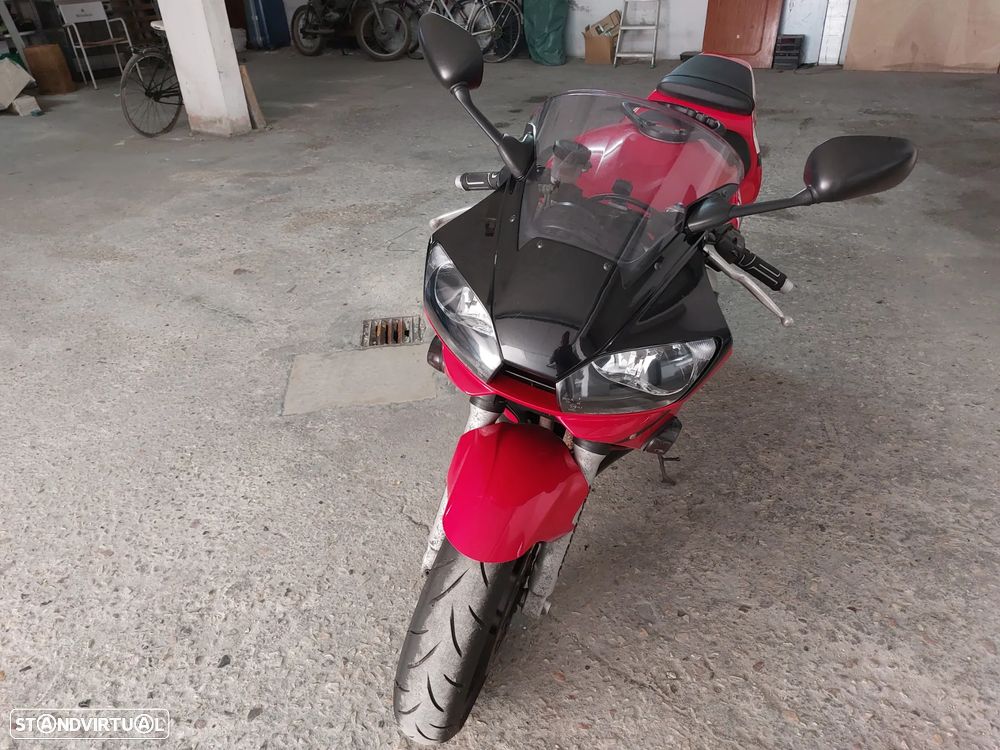 Yamaha YZF R6 - 3