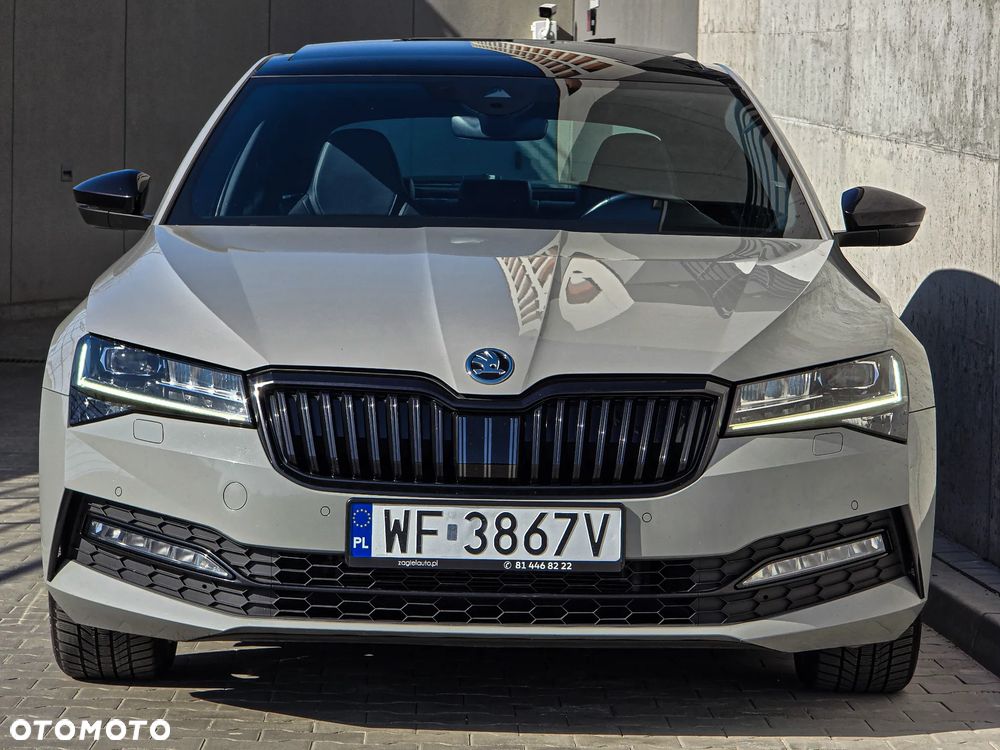 Skoda Superb 2.0 TDI SCR Sportline DSG - 13