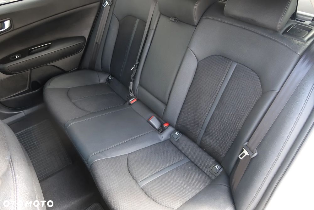 Kia Optima 1.6 T-GDI L DCT - 27