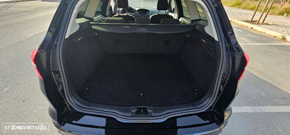 Ford Focus SW 1.5 TDCi Titanium — fotografia 26