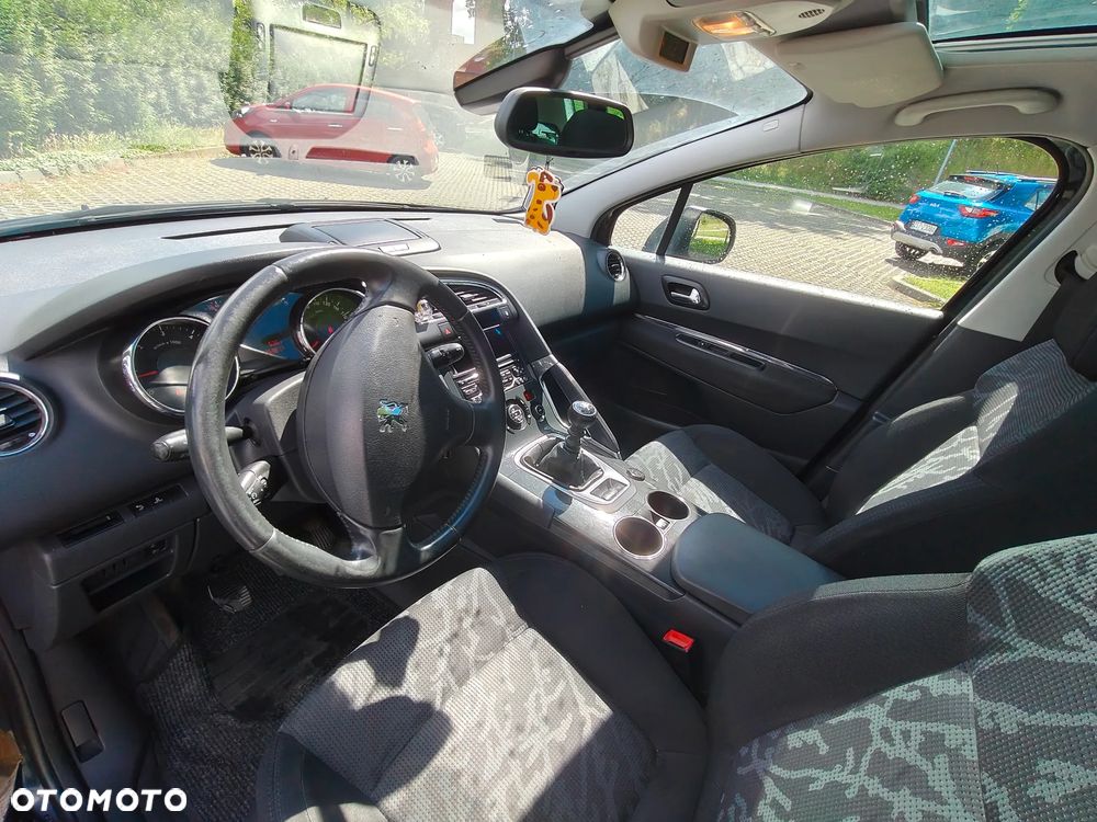 Peugeot 3008 - 8