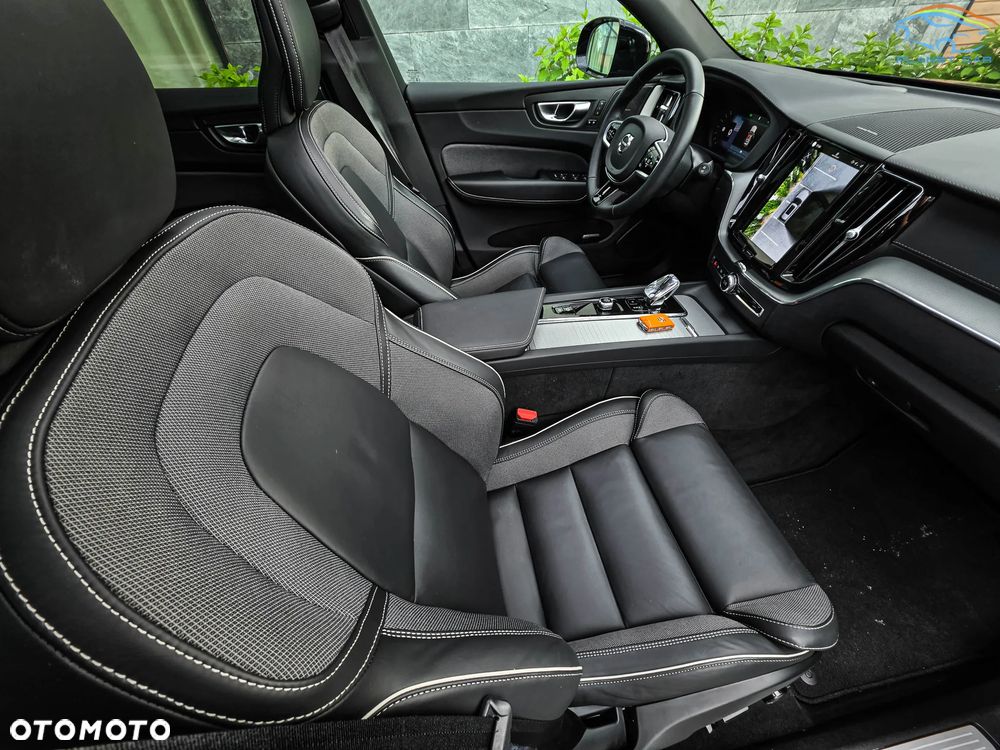 Volvo XC 60 T6 Plug-In Hybrid AWD Inscription - 18