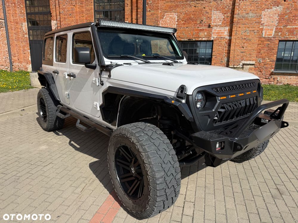 Jeep Wrangler - 3