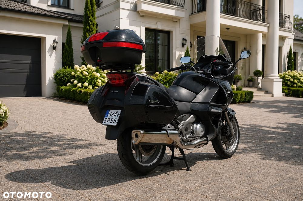 Honda NTV - 10