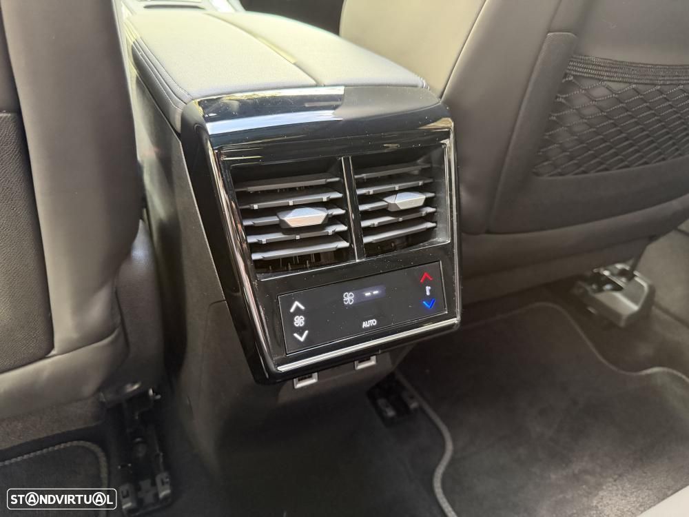 DS DS7 Crossback E-Tense Performance Line+ EAT8 - 28