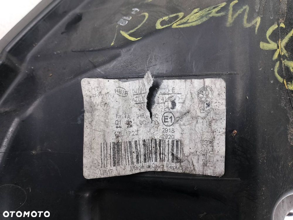 LAMPA PRZÓD PRAWA SKODA FABIA II FL - 6