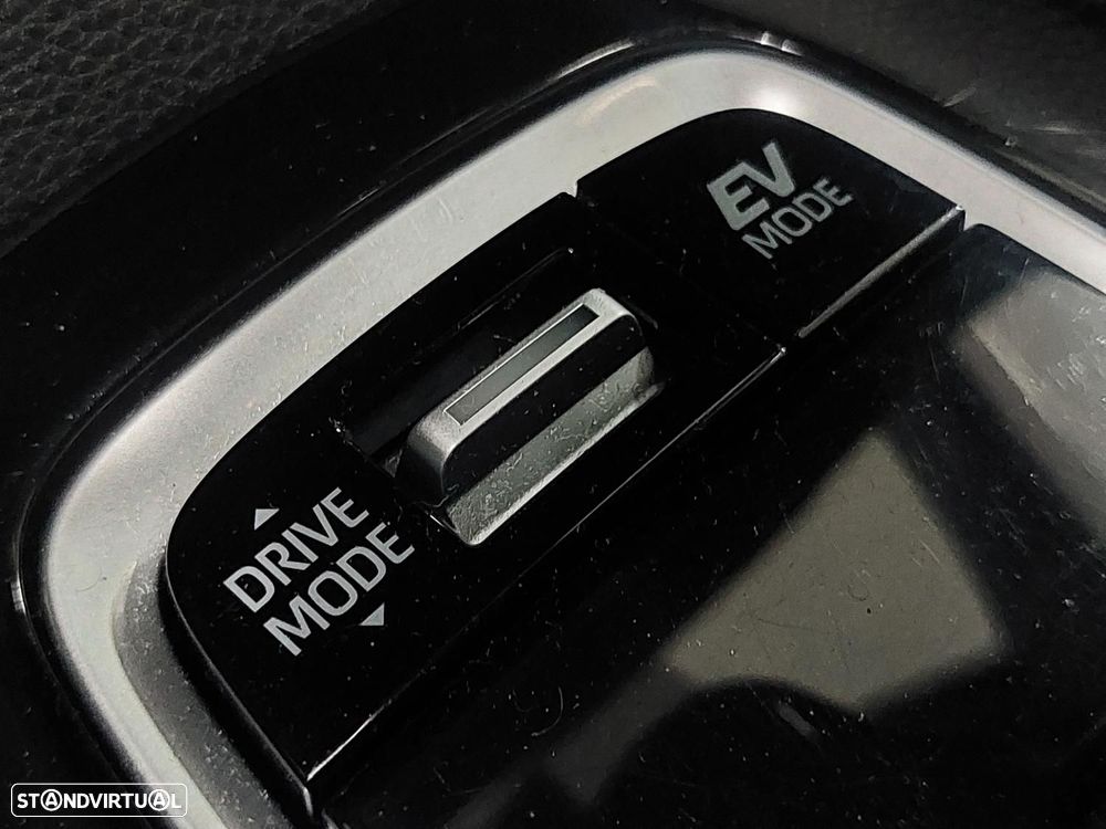 Toyota Corolla 2.0 Hybrid Exclusive - 28