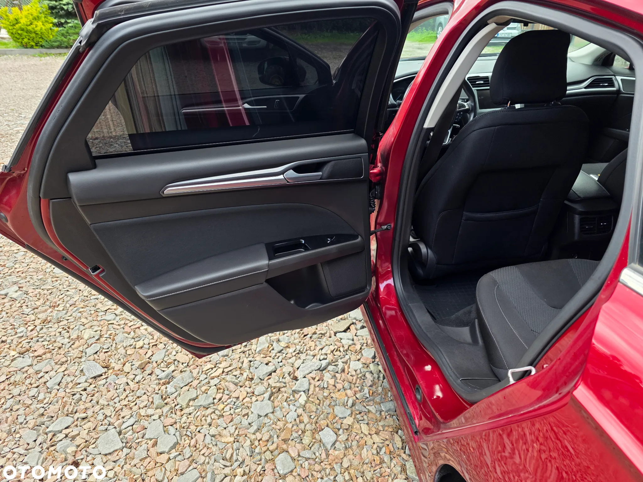 Ford Fusion - 13