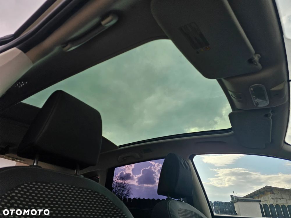 Nissan Qashqai+2 2.0 I-Way - 25