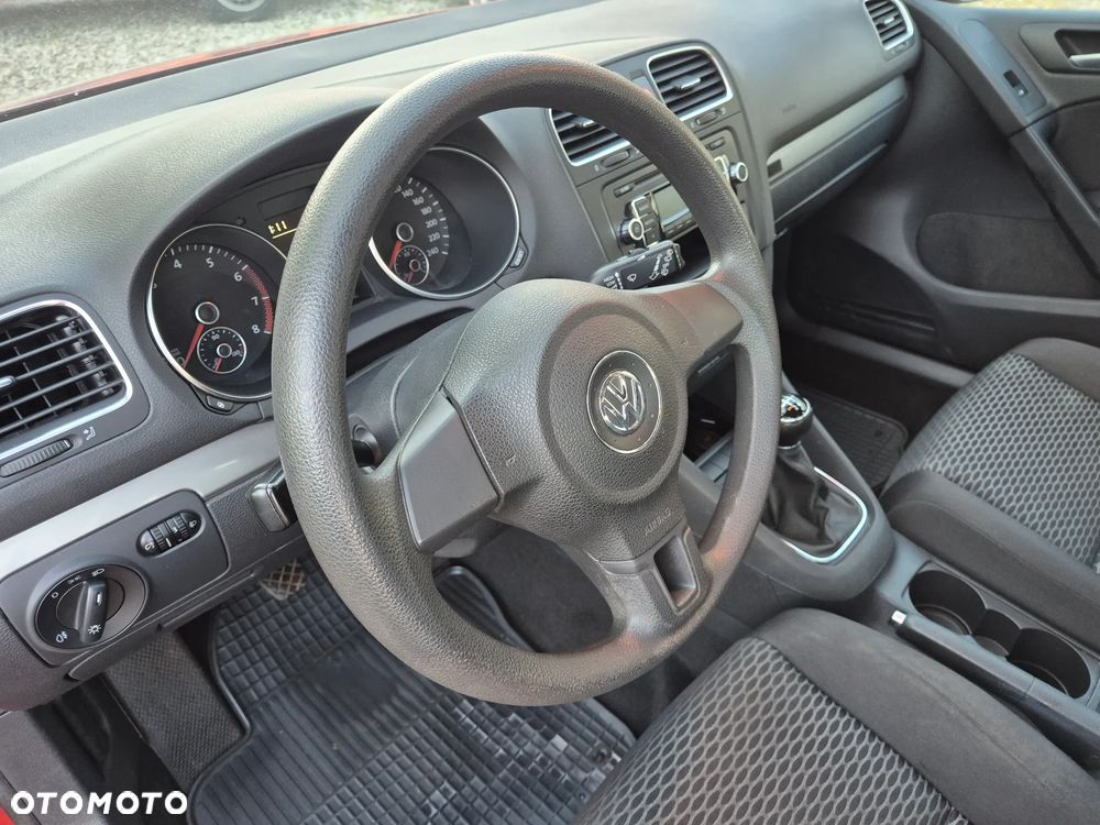 Volkswagen Golf - 16