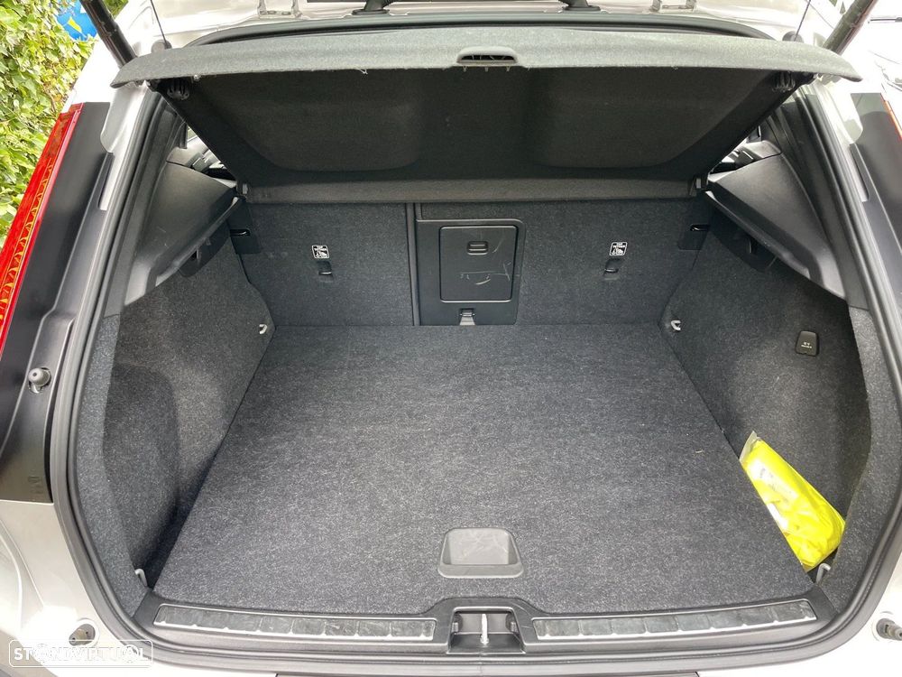 Volvo XC 40 1.5 T5 PHEV Plus Bright - 10