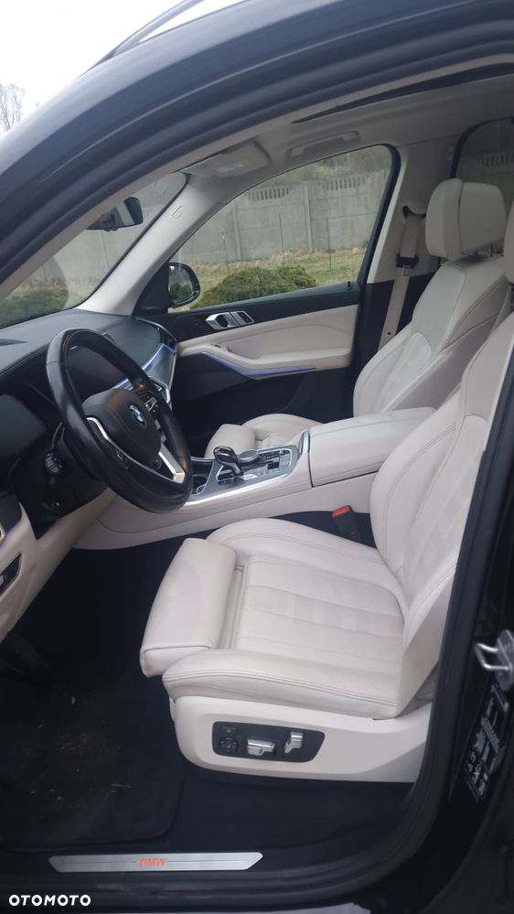 BMW X5 xDrive40i - 10
