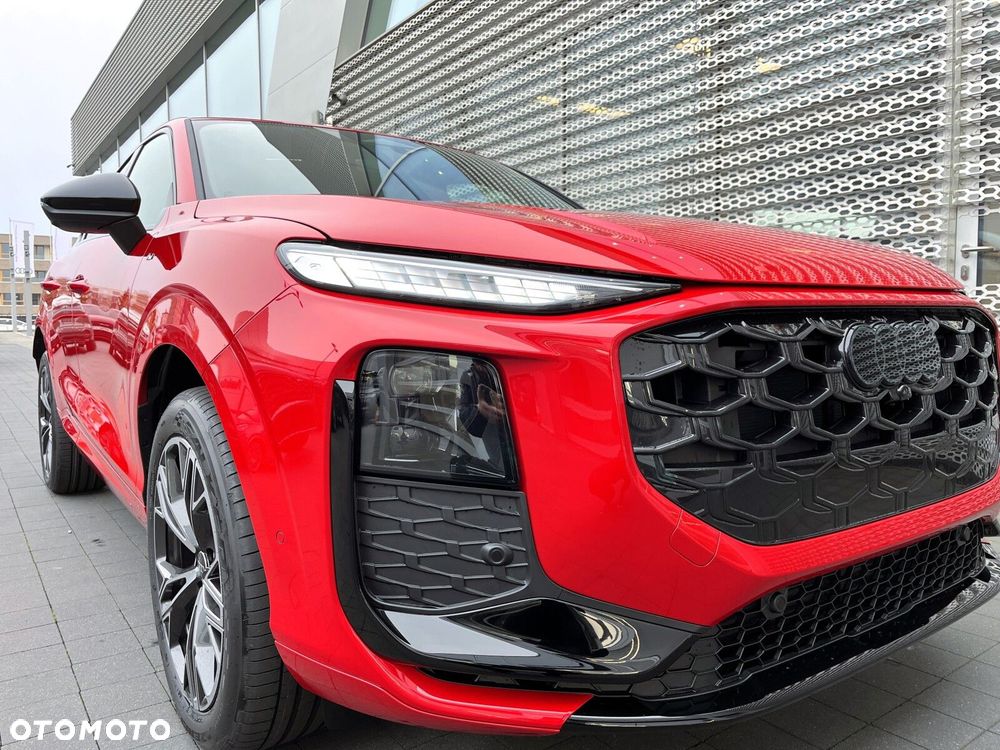 Audi Q3 Sportback - 14