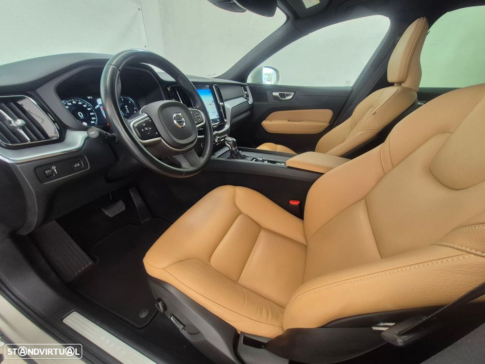 Volvo XC 60 2.0 D4 Momentum Plus Geartronic - 11