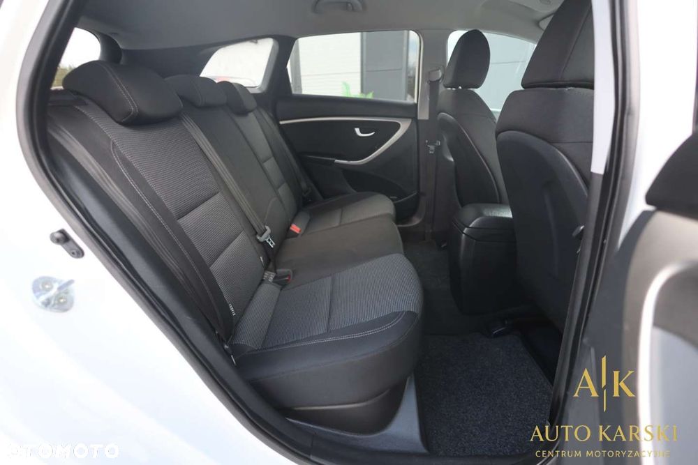 Hyundai i30 - 34