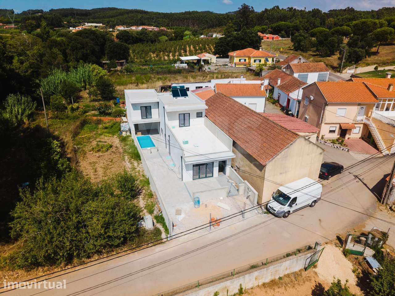 Moradia T3 Nova com Piscina - Grande imagem: 3/42