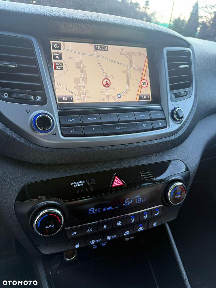 Hyundai Tucson 1.6 GDI BlueDrive Comfort 2WD - 11