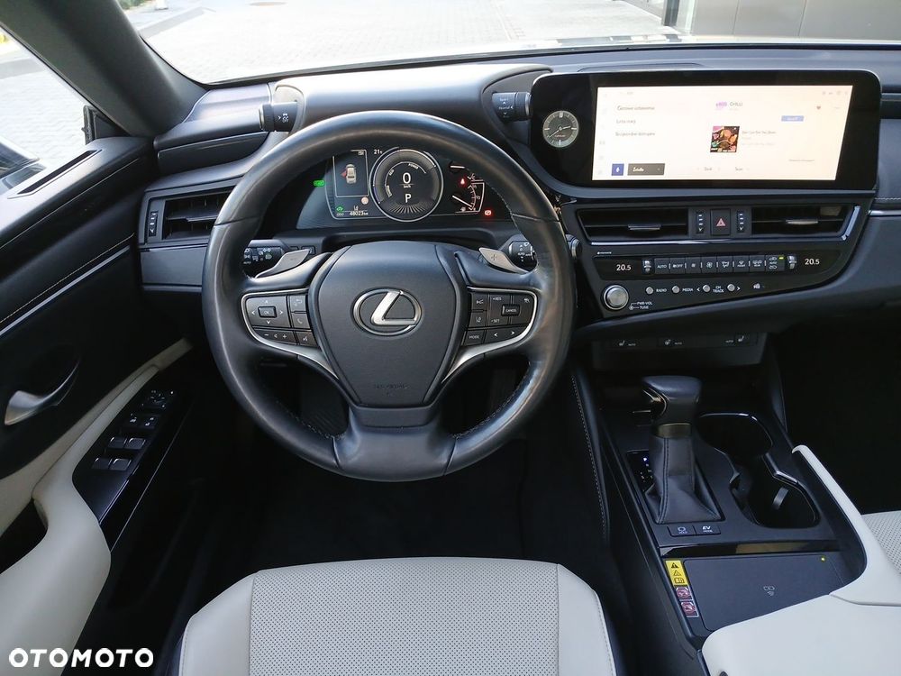 Lexus ES 300h Business Edition - 15