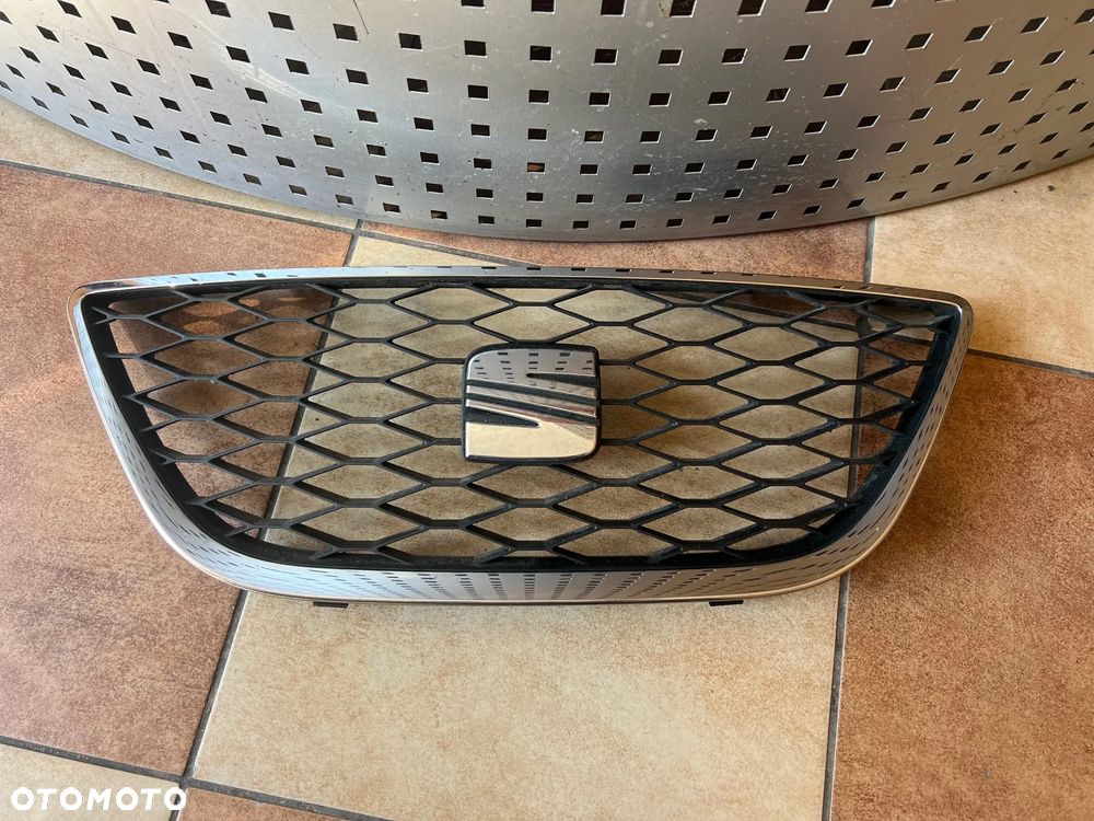 GRILL  ATRAPA ZDERZAKA PRZEDNIEGO SEAT IBIZA IV FR 6J0853654A - 2