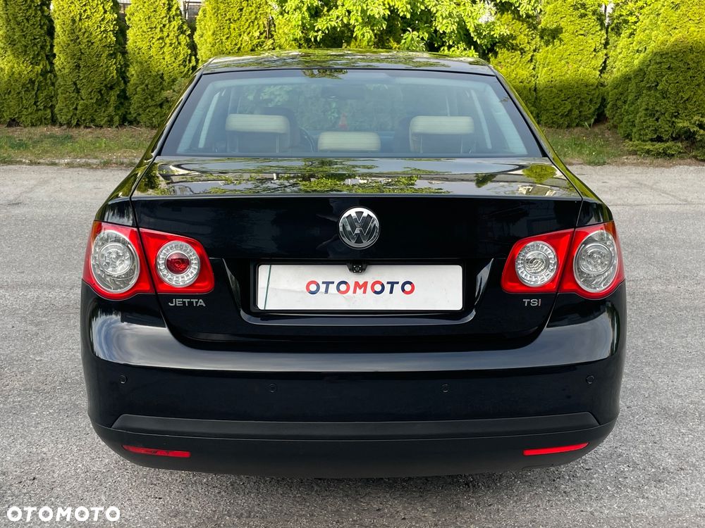 Volkswagen Jetta 1.4 TSI Highline Optimum - 26