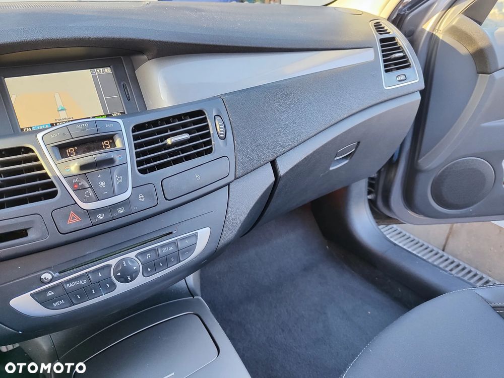 Renault Laguna 2.0 dCi Tech Run - 13