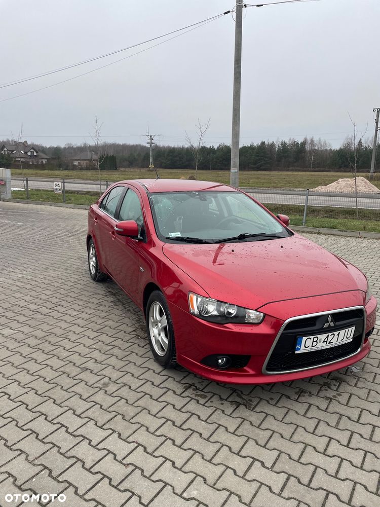 Mitsubishi Lancer 1.6 Invite - 1