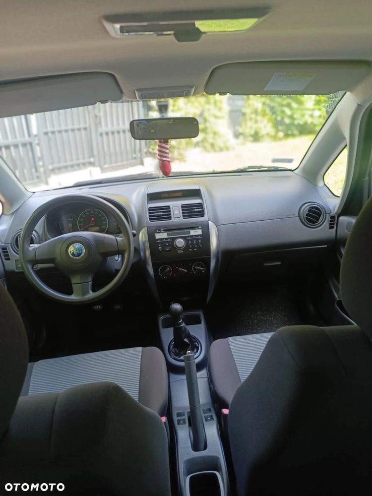 Fiat Sedici - 18