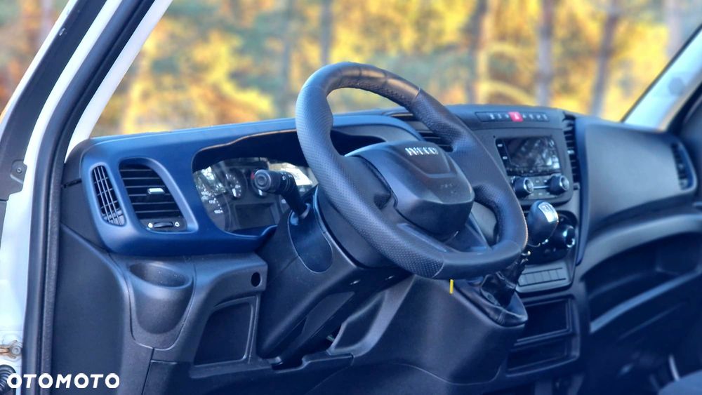 Iveco DAILY 3.0 180KM 35C18❗❗ NOWY MODEL / ZABUDOWA 8EP / SKRZYNIA OTWARTA DPR / PLATFORMA / SKRZYNIA MANUALNA / BLIŹNIAKI / BURTY 40CM / SERWIS ASO / SALON POLSKA / 35C15 50C15 35C18❗❗ - 6