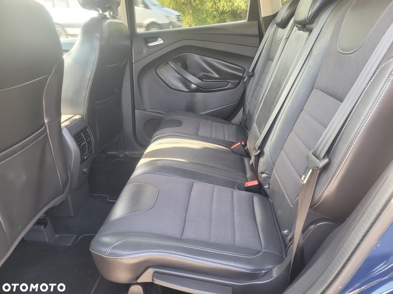 Ford Kuga - 13