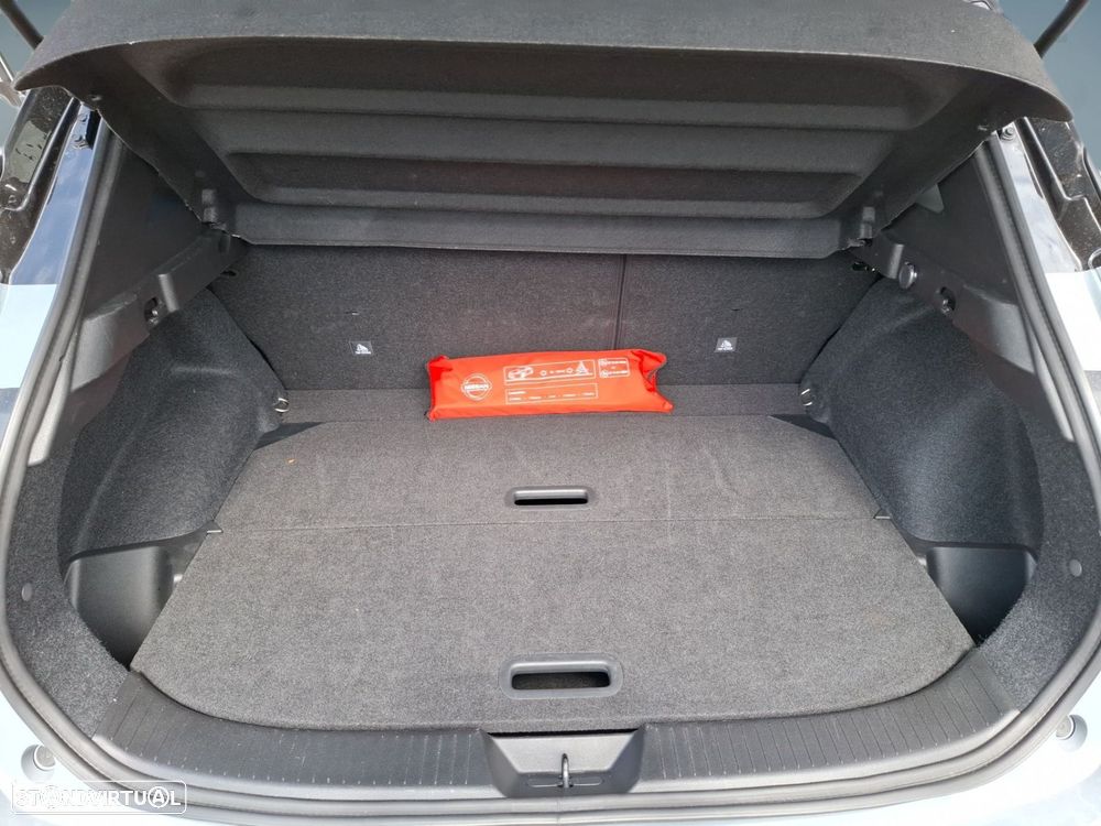 Nissan Qashqai 1.3 DIG-T N-Connecta LED+TT+SKY Xtronic - 22