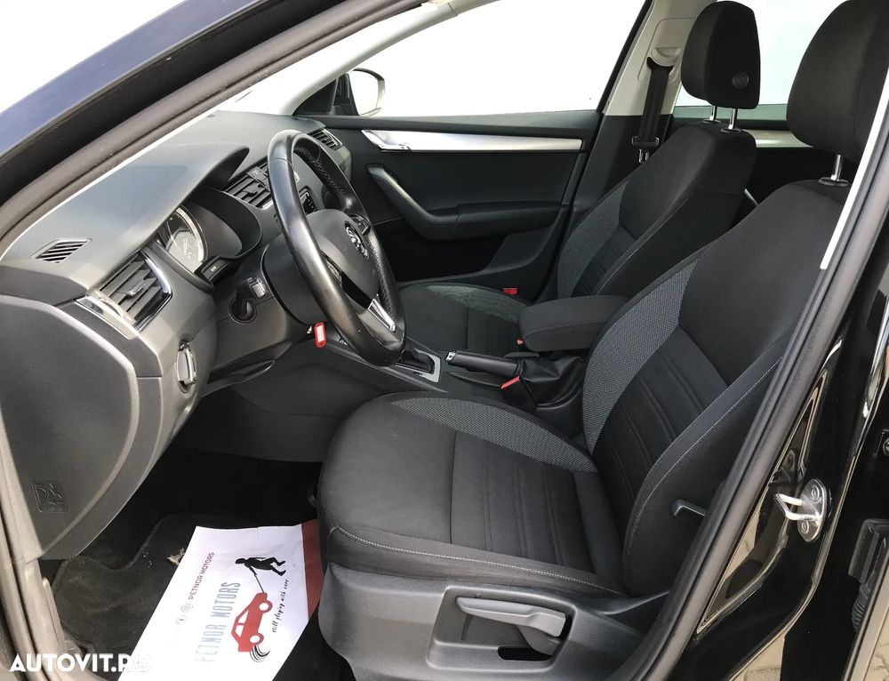 Skoda Octavia 1.6 TDI DSG Ambition - 14
