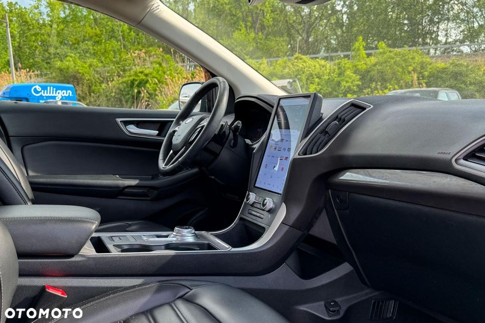 Ford Edge 2.0 EcoBlue Twin-Turbo 4WD Titanium - 11