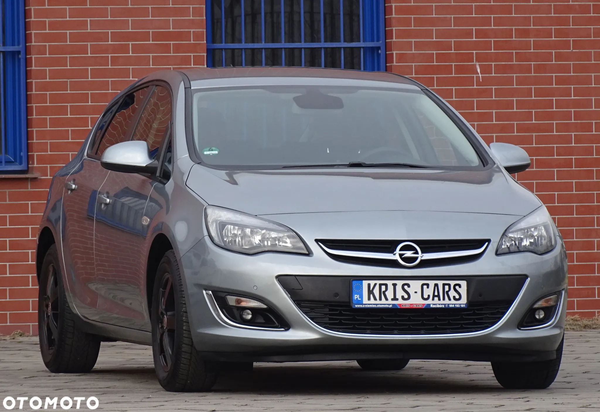 Opel Astra IV 1.4 T Cosmo - 3