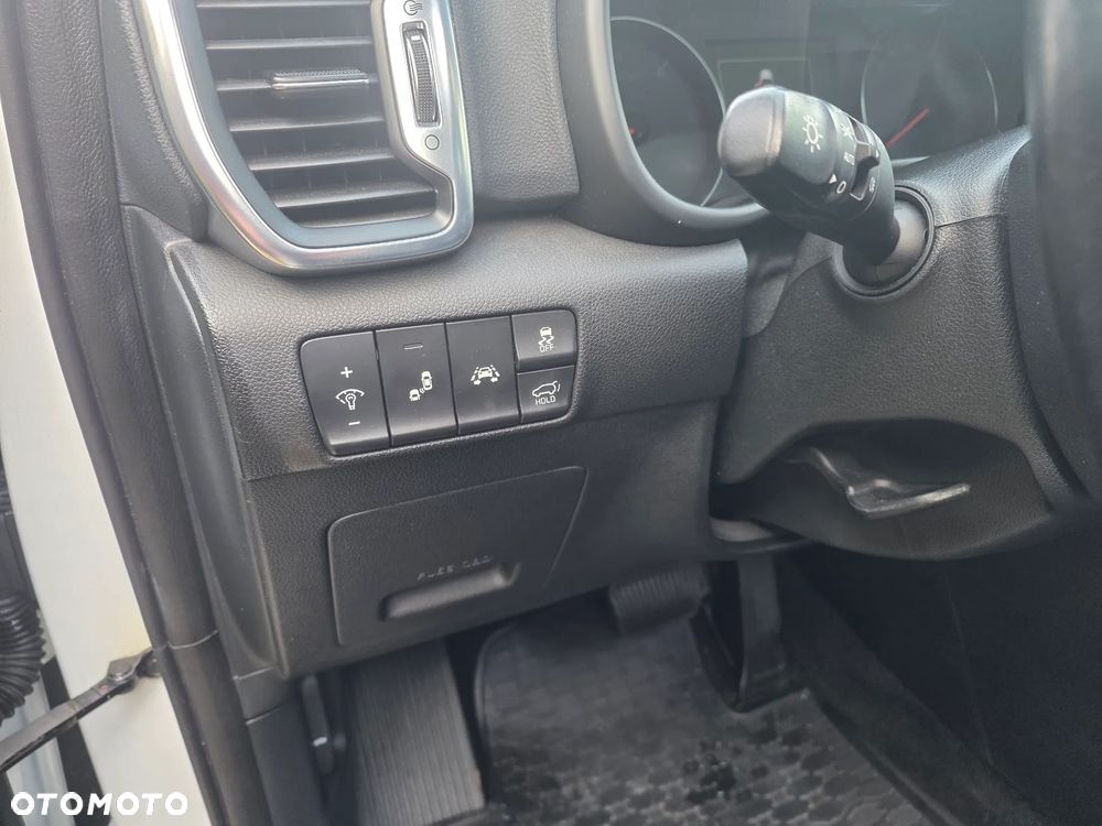 Kia Sportage 2.0 CRDI Business Line 4WD - 28