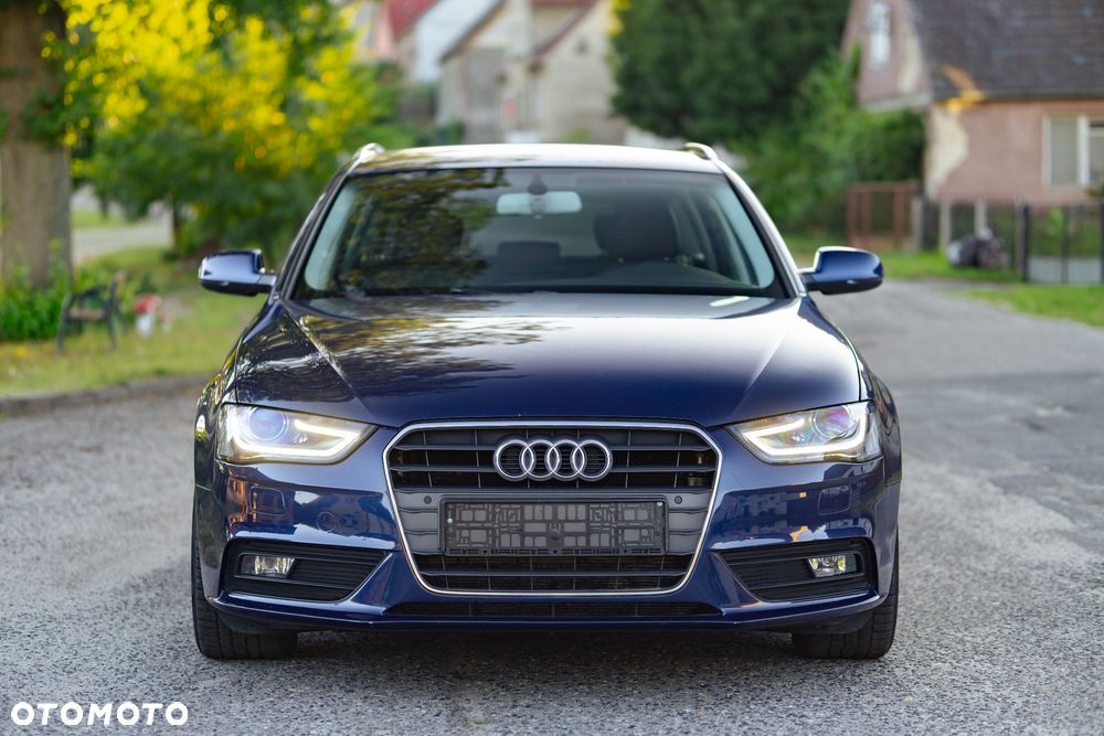 Audi A4 Avant - 4