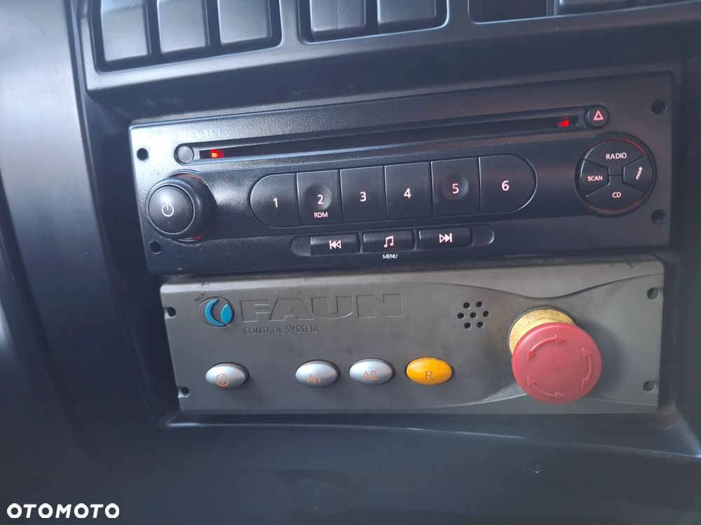 Renault D26 Śmieciarka FAUN Environnement VR5 LEV Euro 6 2014r 3 Osie Segregacja Odpady - 30