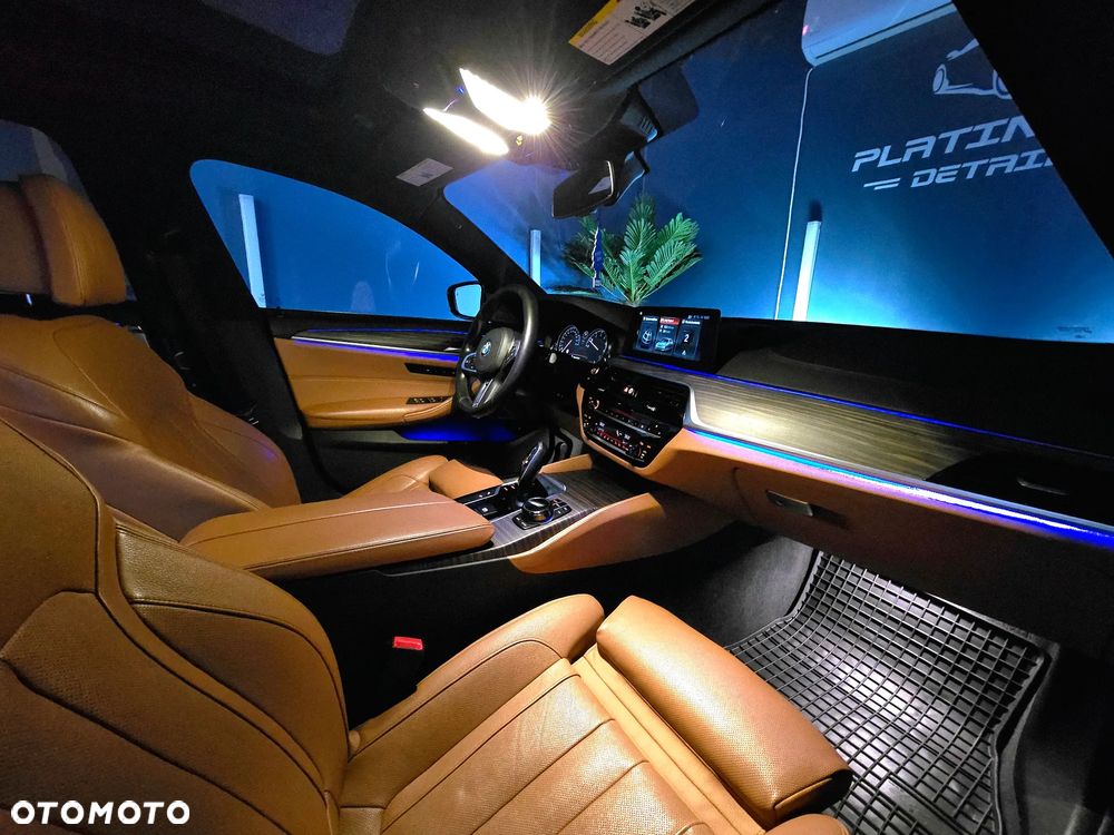 BMW Seria 5 530i - 13