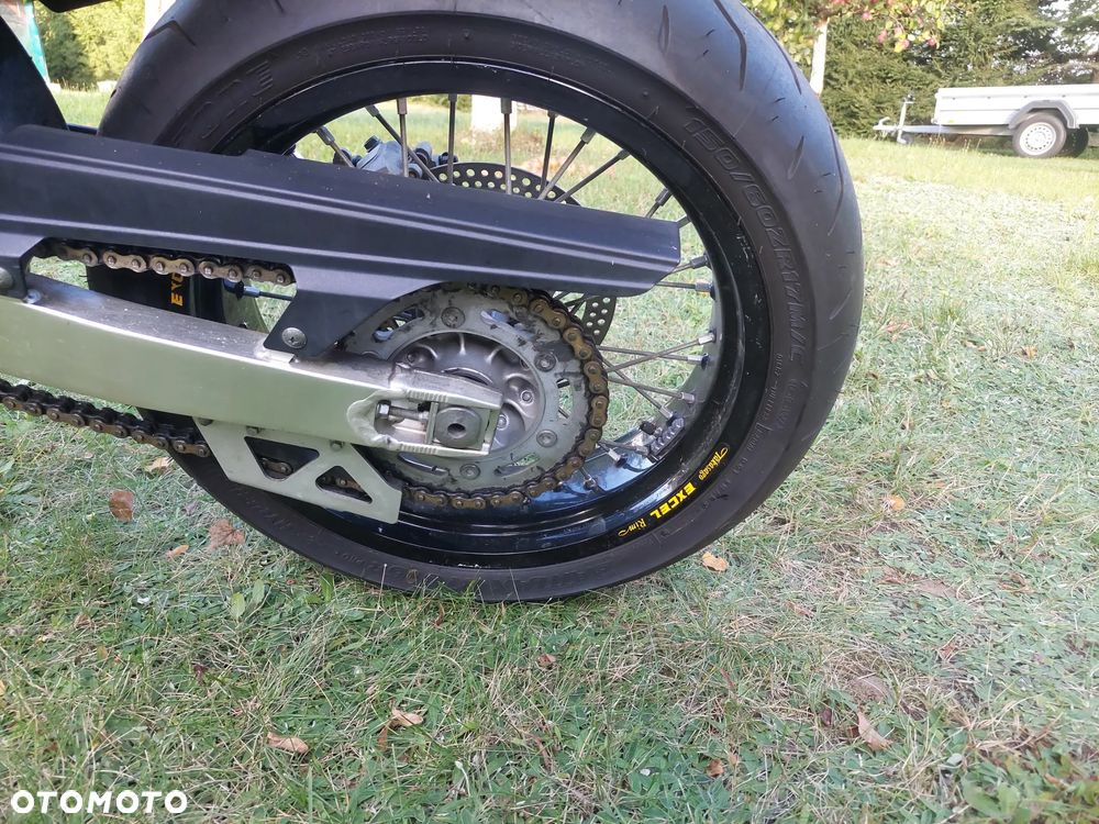 Suzuki DR-Z - 16