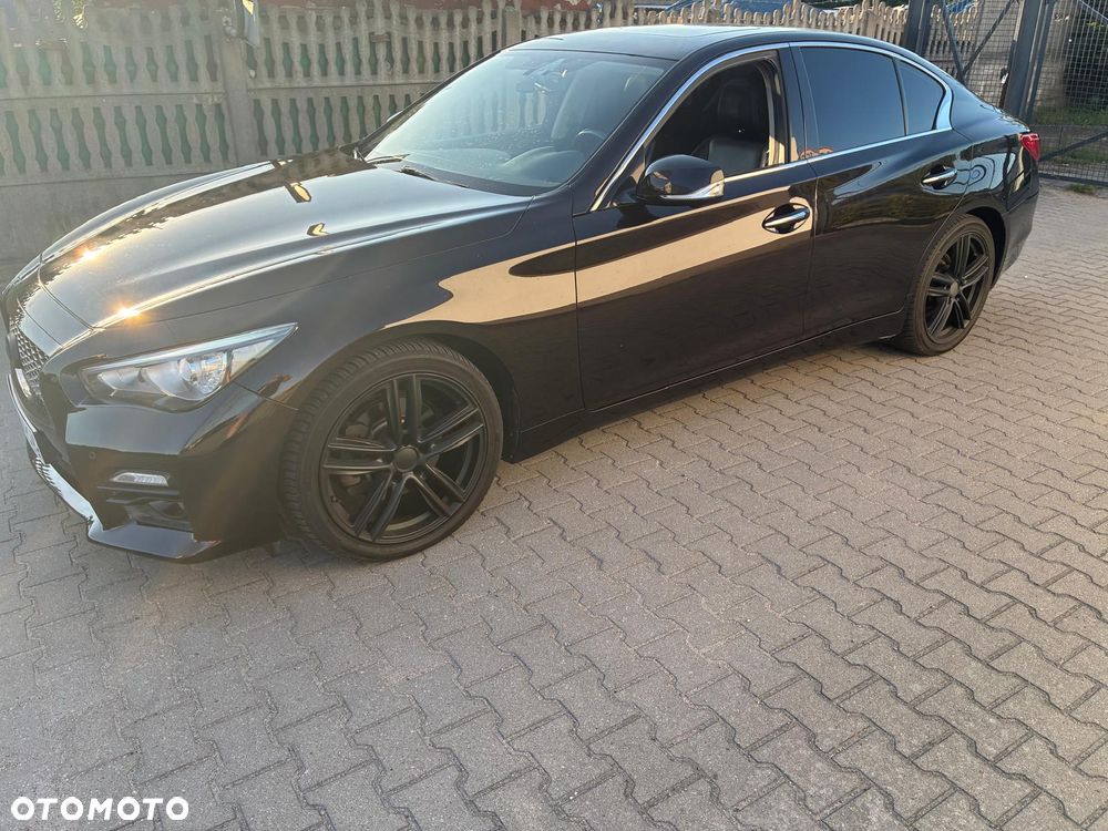 Infiniti Q50 - 1