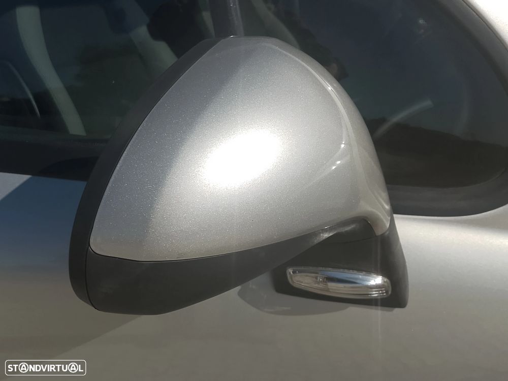 Peugeot 207 1.4 HDi Trendy - 6