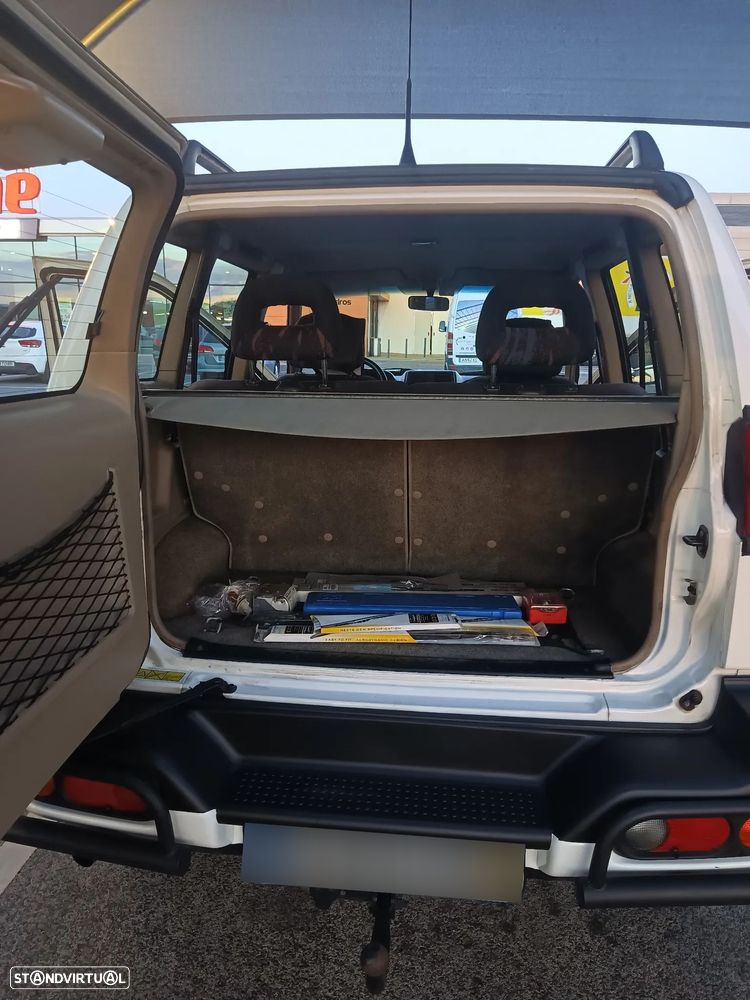Nissan Terrano II 2.7 TDi Sport TA+ABS - 23