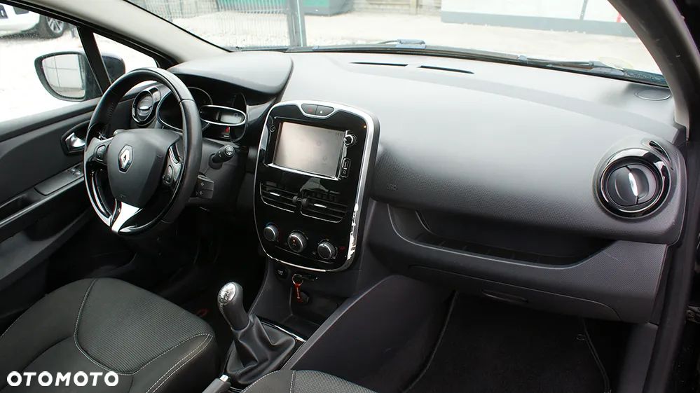 Renault Clio - 13
