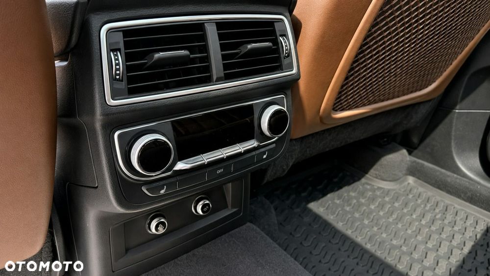 Audi Q7 - 12