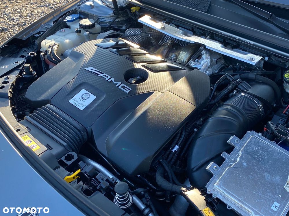 Mercedes-Benz CLA AMG 45 S 4-Matic 8G-DCT - 24