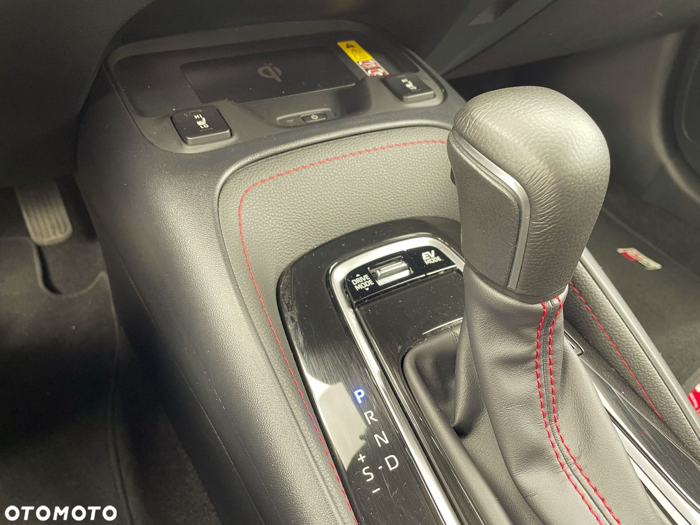 Toyota Corolla 2.0 Hybrid GR Sport Dynamic - 19